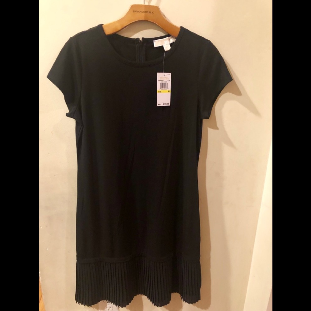 NEW BEAUTIFUL BLACK MICHAEL KORE DRESS